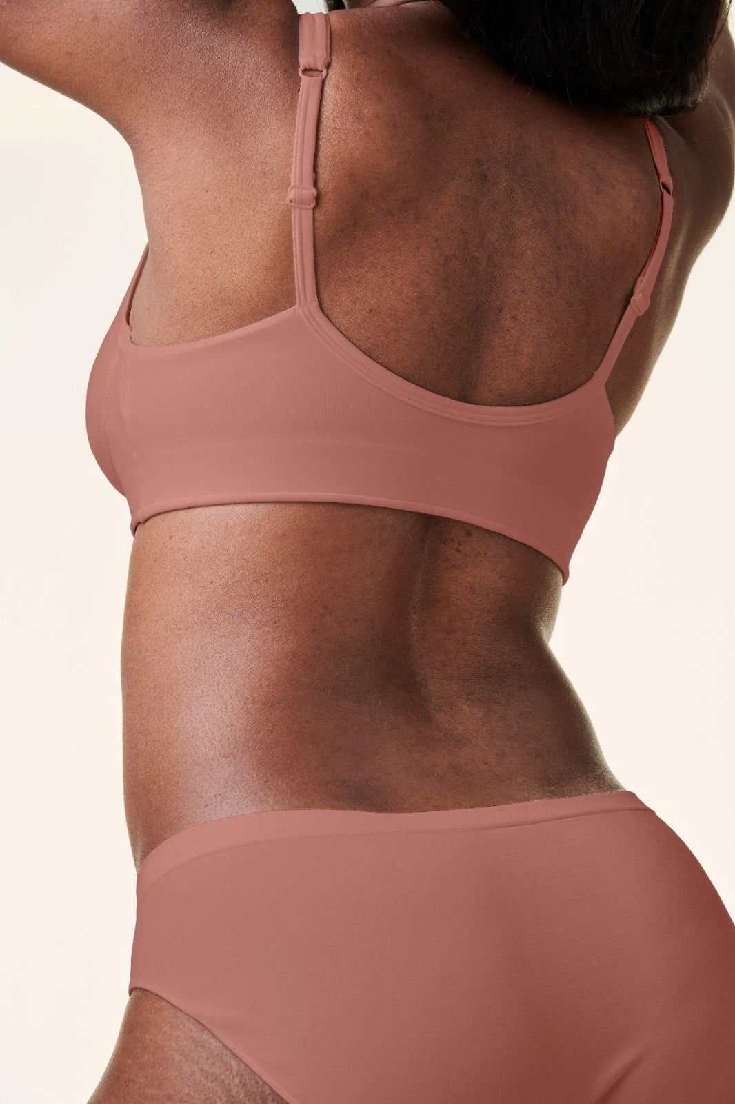 Bravado Designs Women&